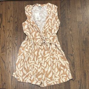 A New Day Tan Short Romper with Waist Tie Size Large